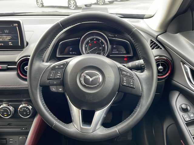 マツダ ＣＸ－３ XD ツーリング 熊本県 2015(平27)年 9.7万km ジェットブラックマイカ (株)IDOMが運営する【じしゃロン熊本店】の自社ローン対象車両になります。こちらは現金ご利用時の価格です。/自社ローンご希望の方は別途その旨お申付け下さい。/純正ナビ（ＣＤ　ＤＶＤ　フルセグＴＶ　ＢＴ）　/バックカメラ　/ビルトインＥＴＣ　/クルーズコントロール　/ヘッドアップディスプレイ　/アイドリングストップ　/レザーシート　/Ｗ＋サイドエアバッグ　/パドルシフト