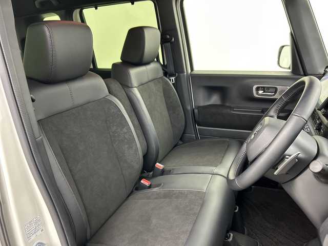 ホンダ Ｎ ＢＯＸ カスタム ターボ 三重県 2024(令6)年 0.3万km プラチナホワイトパール /禁煙車//社外ディスプレイオーディオ//AppleCarPray/AndroidAuto/Bluetooth//ホンダセンシング//アダプティブクルーズコントロール//前席シートヒーター//両側パワースライドドア//パドルシフト//ハーフレザーシート//LEDヘッドライト//ETC//電動パーキング//オートハイビーム//コーナーセンサー