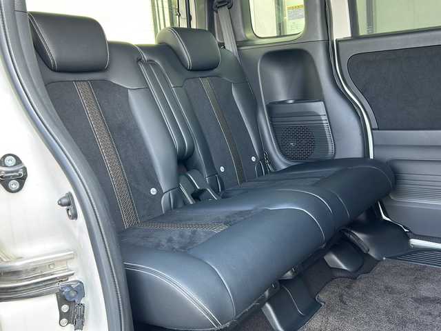 ホンダ Ｎ ＢＯＸ カスタム G L ターボ ホンダセンシング 岐阜県 2018(平30)年 2.1万km プレミアムホワイトパールⅡ ホンダセンシング/-追従型クルーズコントロール/-車線逸脱警報/-前車発信お知らせ/-オートハイビーム/-標識認識/両側パワースライドドア/純正ナビ/フルセグTV/ターボ/LEDヘッドランプ/Bluetooth接続