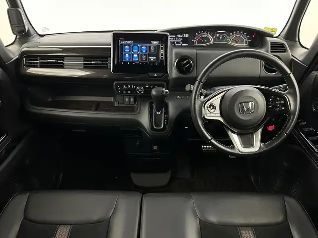 ホンダ Ｎ ＢＯＸ カスタム G L ターボ ホンダセンシング 福岡県 2018(平30)年 2.1万km プレミアムホワイトパールⅡ 純正ナビ（ＢＴ，ＴＶ）　/バックカメラ　/ビルトインＥＴＣ　/ホンダセンシング　/ＡＣＣ　/衝突軽減ブレーキ　/レーンキープ　/パドルシフト　/両側電動スライドドア　/ハーフレザー　/純正１５インチ　/ＬＥＤヘッドライト