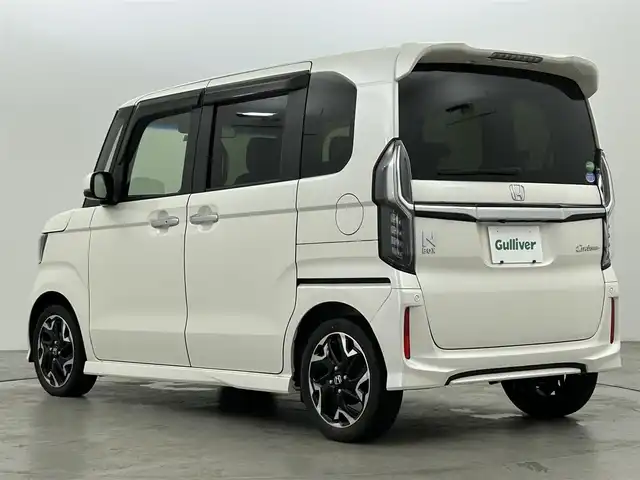 ホンダ Ｎ ＢＯＸ カスタム G L ターボ ホンダセンシング 福岡県 2018(平30)年 2.1万km プレミアムホワイトパールⅡ 純正ナビ（ＢＴ，ＴＶ）　/バックカメラ　/ビルトインＥＴＣ　/ホンダセンシング　/ＡＣＣ　/衝突軽減ブレーキ　/レーンキープ　/パドルシフト　/両側電動スライドドア　/ハーフレザー　/純正１５インチ　/ＬＥＤヘッドライト
