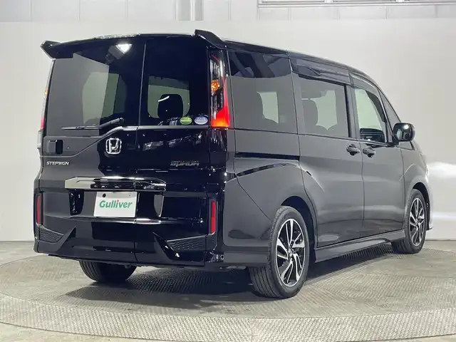 ホンダ ステップワゴン スパーダ クルスピセンシング 大阪府 2020(令2)年 2万km プレミアムスパークルブラックパール 純正大型ナビ（フルセグＴＶ／ＤＶＤ／ＣＤ／Ｂｌｕｅｔｏｏｔｈ）　衝突軽減ブレーキ　レーンアシスト　両側電動ドア　レーダークルーズコントロール　シートヒーター　バックカメラ　ＥＴＣ　スマートキー