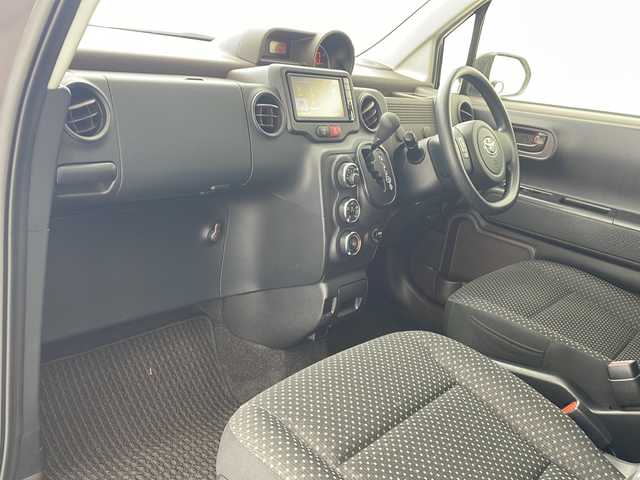 トヨタ スペイド F 沖縄県 2016(平28)年 5.7万km ボルドーマイカメタリック 純正ナビ(NSCP-W66)/（ＴＶ　ＣＤ　Ｂｌｕｅｔｏｏｔｈ接続　AUX）/バックカメラ/ドライブレコーダー/パワースライドドア/ステアリングスイッチ/トヨタセーフティセンス/スマートキー/スペアキー/プッシュスタート/ドアバイザー/純正フロアマット/電動格納ウインカーミラー/保証書/記録簿/取扱説明書