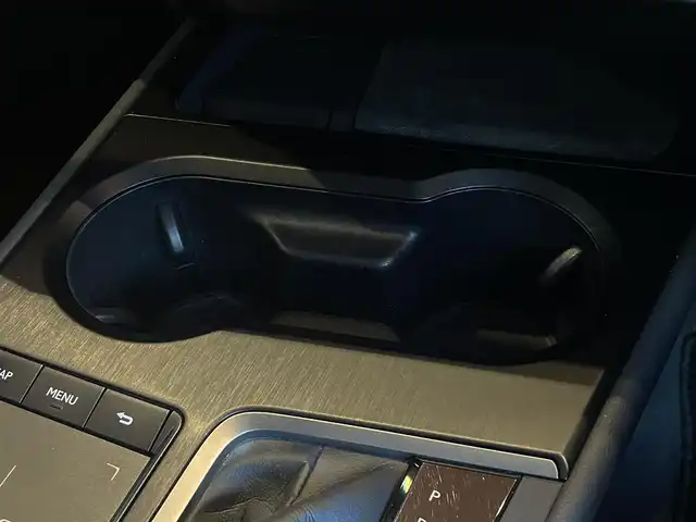 レクサス ＵＸ 250h バージョンL 宮城県 2019(令1)年 5.7万km アンバークリスタルシャイン ワンオーナー/LEXUS SAFETY SYSTEM/純正メモリナビ/フルセグTV/パノラミックビューモニター/ブラウンレザーシート/エアシート/シートヒーター/パワーシート/三眼LEDヘッドライト/オートマチックハイビーム/スマートキー/パワーバックドア /純正18インチAW/ETC車載器/ドライブレコーダー/AC100V電源
