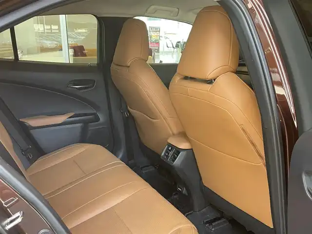 レクサス ＵＸ 250h バージョンL 宮城県 2019(令1)年 5.7万km アンバークリスタルシャイン ワンオーナー/LEXUS SAFETY SYSTEM/純正メモリナビ/フルセグTV/パノラミックビューモニター/ブラウンレザーシート/エアシート/シートヒーター/パワーシート/三眼LEDヘッドライト/オートマチックハイビーム/スマートキー/パワーバックドア /純正18インチAW/ETC車載器/ドライブレコーダー/AC100V電源