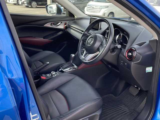 マツダ ＣＸ－３ XD ツーリング 山口県 2015(平27)年 5.3万km ダイナミックブルーマイカ 純正７型ナビ/バックカメラ/ハーフレザーシート/ヘッドアップディスプレイ/フルセグTV/ブラインドスポットモニター/クルーズコントロール/アイドリングストップ/MTモード付AT/横滑り防止装置/衝突被害軽減ブレーキ