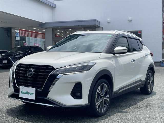 日産 キックス X ツートーンインテリアED 熊本県 2020(令2)年 4.4万km ブリリアントホワイトパール ワンオーナー/純正ナビ/【フルセグTV/Bluetooth/CD/DVD】/アラウンドビューモニター/デジタルインナーミラー/衝突軽減防止装置/レーンキープアシスト/コーナーセンサー/ブレーキホールド/純正17インチAW/オートLEDライト/オートマチックハイビーム/シートヒーター/ステアリングヒーター/ウィンカーミラー/ドライブレコーダー（前後）/ETC/革巻きステアリング/プッシュスタート/スマートキー/横滑り防止装置/盗難防止装置/ABS/純正ドアバイザー/保証書/取扱説明書/スペアキー