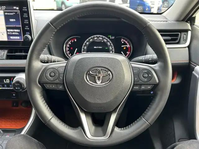 トヨタ ＲＡＶ４ アドベンチャー 和歌山県 2022(令4)年 3.7万km アティチュードブラックマイカ 純正ディスプレイオーディオ（ナビ付）/バックカメラ/(BT/AM/FM)/プリクラッシュセーフティー/ブラインドスポットモニター/レーダークルーズコントロール/レーンディパーチャーアラート/クリアランスソナー/横滑り防止機能/サンルーフ/ドライブレコーダー/ビルトインETC/前席シートヒーター/シートエアベンチレーション/ステアリングヒーター/パワーシート/ポジションメモリー/LEDヘッドライト/オートライト/オートマチックハイビーム