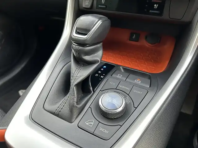 トヨタ ＲＡＶ４ アドベンチャー 和歌山県 2022(令4)年 3.7万km アティチュードブラックマイカ 純正ディスプレイオーディオ（ナビ付）/バックカメラ/(BT/AM/FM)/プリクラッシュセーフティー/ブラインドスポットモニター/レーダークルーズコントロール/レーンディパーチャーアラート/クリアランスソナー/横滑り防止機能/サンルーフ/ドライブレコーダー/ビルトインETC/前席シートヒーター/シートエアベンチレーション/ステアリングヒーター/パワーシート/ポジションメモリー/LEDヘッドライト/オートライト/オートマチックハイビーム