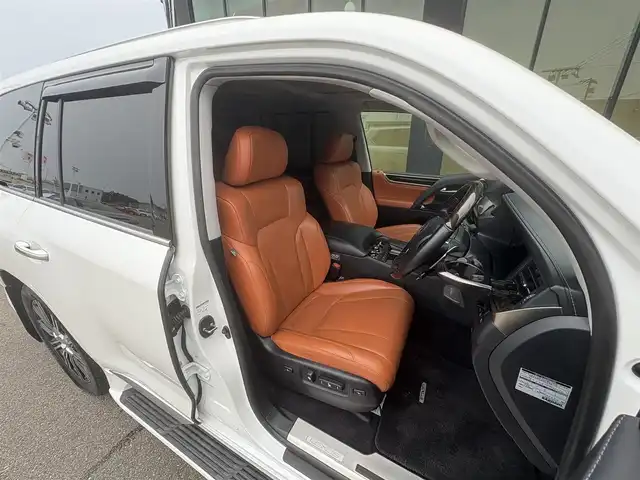 レクサス ＬＸ 570 石川県 2018(平30)年 5.9万km パール