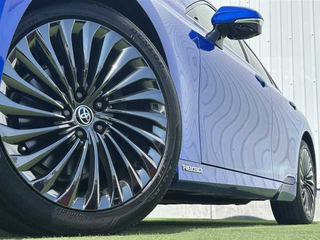トヨタ ＭＩＲＡＩ Z 香川県 2021(令3)年 1.4万km 青 登録時走行距離 13733km/ワンオーナー/ガラスルーフ/メーカー純正12.3インチメモリナビ/→AM/FM/フルセグTV/Bluetooth/CD/DVD再生/JBLプレミアムサウンドシステム/アラウンドビューモニター/ヘッドアップディスプレイ/アダプティブクルーズコントロール/ステアリングヒーター/置くだけ充電/デジタルインナーミラー/ドライブレコーダー/ブラインドスポットモニター/アドバンスドパーキングアシスト/黒レザーシート/シートメモリー付きパワーシート/シートベンチレーション/シートヒーター/純正20インチAW/プッシュスタート/スマートキー/スペアキー/トヨタセーフティセンス/クリアランスソナー