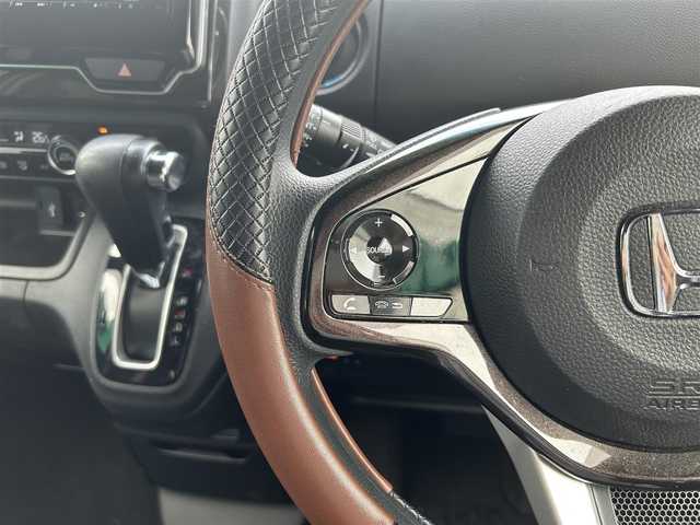 ホンダ Ｎ ＢＯＸ カスタム G L ホンダセンシング 島根県 2019(令1)年 3.4万km クリスタルブラックパール 純正ギャザーズＳＤナビ　/フルセグ　/ＤＶＤ再生　/Ｂｌｕｅｔｏｏｔｈオーディオ　/バックカメラ　/ビルトインＥＴＣ　/アダプティブクルーズコントロール　/衝突軽減ブレーキ　/レーンアシスト　/スマートキー/プッシュスタート/アイドリングストップ/純正ＬＥＤヘッドライト　/純正フロアマット