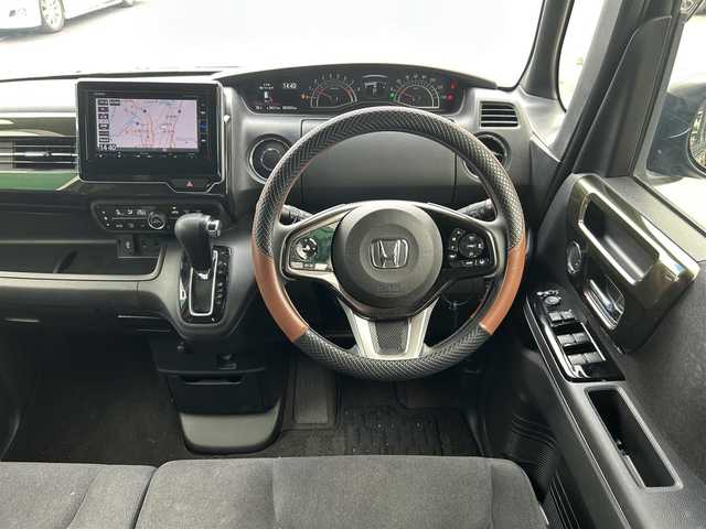 ホンダ Ｎ ＢＯＸ カスタム G L ホンダセンシング 島根県 2019(令1)年 3.4万km クリスタルブラックパール 純正ギャザーズＳＤナビ　/フルセグ　/ＤＶＤ再生　/Ｂｌｕｅｔｏｏｔｈオーディオ　/バックカメラ　/ビルトインＥＴＣ　/アダプティブクルーズコントロール　/衝突軽減ブレーキ　/レーンアシスト　/スマートキー/プッシュスタート/アイドリングストップ/純正ＬＥＤヘッドライト　/純正フロアマット