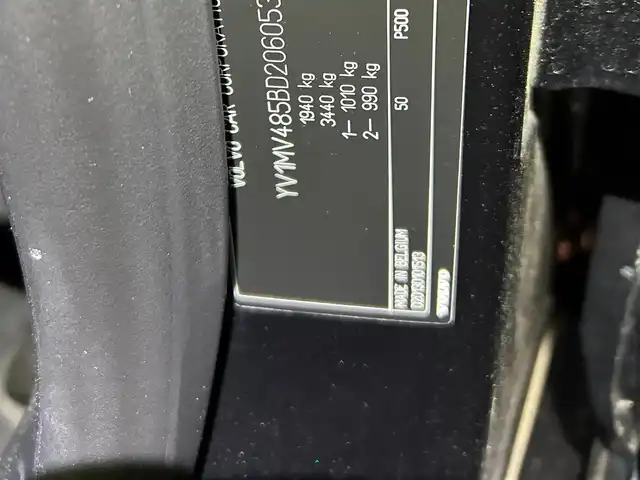 ボルボ Ｖ４０ T－4 SE 埼玉県 2013(平25)年 7万km ブラックサファイアメタリック ワンオーナー/純正ナビ/フルセグテレビ/コーナーセンサー/クルーズコントロール/バックカメラ/フルセグテレビ/フロアマット/レーンアシスト/シートヒーター/パワーシート/オートライト/ABS/ETC/PW/PS/Bluetooth接続/DVD再生/ドライブレコーダー/パーキングアシスト/AAC/プッシュスタート