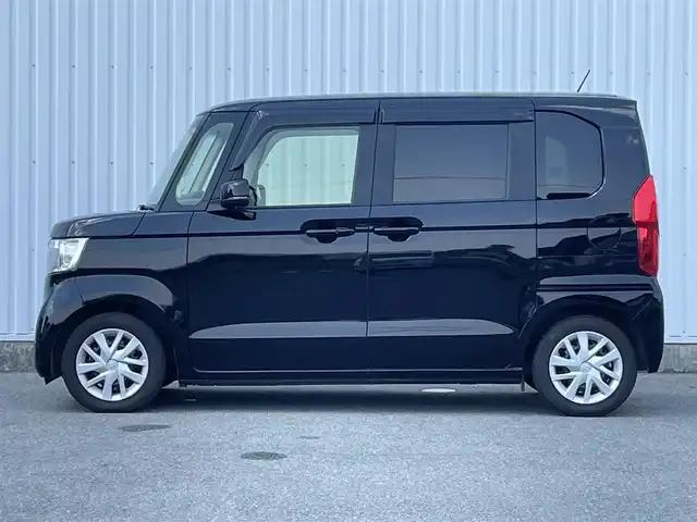 ホンダ Ｎ ＢＯＸ L 福岡県 2022(令4)年 2.8万km クリスタルブラックパール ワンオーナー/ホンダセンシング/衝突軽減/レーンアシスト/アダプティブクルーズコントロール/純正ナビ（ＶＸＭ－２２４ＶＦｉ）/フルセグTV/CD/DVD/BT/SD/AM/FM/バックカメラ/両側パワースライドドア/前席シートヒーター/LEDオートライト/オートハイビーム/パーキングセンサー/ビルトインETC/スマートキー/プッシュスタート/シートバックテーブル/ロールサンシェード/電動パーキング/ブレーキホールド