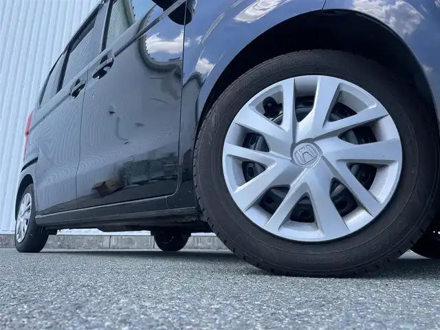 ホンダ Ｎ ＢＯＸ L 福岡県 2022(令4)年 2.8万km クリスタルブラックパール ワンオーナー/ホンダセンシング/衝突軽減/レーンアシスト/アダプティブクルーズコントロール/純正ナビ（ＶＸＭ－２２４ＶＦｉ）/フルセグTV/CD/DVD/BT/SD/AM/FM/バックカメラ/両側パワースライドドア/前席シートヒーター/LEDオートライト/オートハイビーム/パーキングセンサー/ビルトインETC/スマートキー/プッシュスタート/シートバックテーブル/ロールサンシェード/電動パーキング/ブレーキホールド