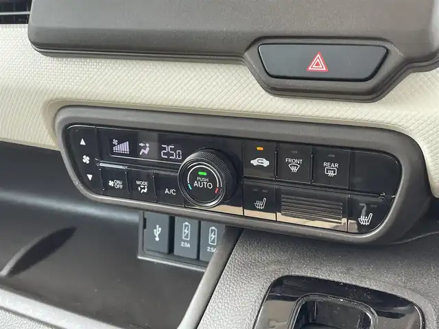 ホンダ Ｎ ＢＯＸ L 福岡県 2022(令4)年 2.8万km クリスタルブラックパール ワンオーナー/ホンダセンシング/衝突軽減/レーンアシスト/アダプティブクルーズコントロール/純正ナビ（ＶＸＭ－２２４ＶＦｉ）/フルセグTV/CD/DVD/BT/SD/AM/FM/バックカメラ/両側パワースライドドア/前席シートヒーター/LEDオートライト/オートハイビーム/パーキングセンサー/ビルトインETC/スマートキー/プッシュスタート/シートバックテーブル/ロールサンシェード/電動パーキング/ブレーキホールド