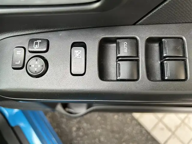 スズキ ワゴンＲ HYBRID FZ 長崎県 2019(平31)年 5.9万km ブリスクブルーM 純正SDナビ(FM/AM/CD/DVD/BT/フルセグ)/プッシュスタート/スマートキー/スペアキー/運転席シートヒーター/ステリングスイッチ/ビルトインETC/純正フロアマット/ドアバイザー/純正14インチアルミホイール/ABS/アイドリングストップ/横滑り防止装置/オートライト/盗難防止装置/SRSダブルエアバッグ/ISOFIX/取扱説明書/保証書