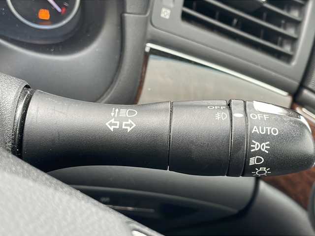 日産 フーガ 250GT 山口県 2012(平24)年 13.7万km 黒 サンルーフ/純正HDDナビ（ワンセグTV、AM/FM、Bluetooth）/バック＆サイドカメラ/クルーズコントロール/HIDオートライト/ハーフレザーシート/前席パワーシート/助手席オットマン/純正18インチアルミホイール/横滑り防止装置/W＋サイドエアバック/カーテンエアバック