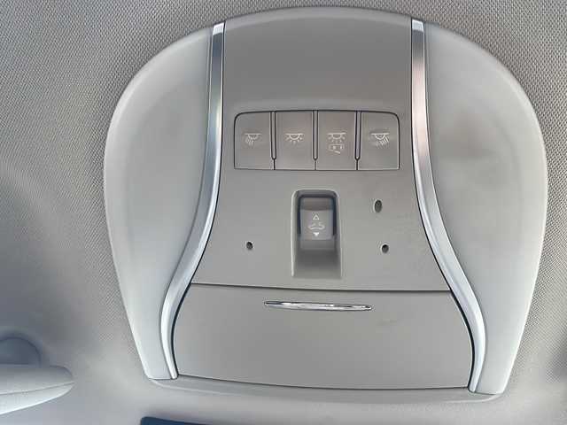 日産 フーガ 250GT 山口県 2012(平24)年 13.7万km 黒 サンルーフ/純正HDDナビ（ワンセグTV、AM/FM、Bluetooth）/バック＆サイドカメラ/クルーズコントロール/HIDオートライト/ハーフレザーシート/前席パワーシート/助手席オットマン/純正18インチアルミホイール/横滑り防止装置/W＋サイドエアバック/カーテンエアバック