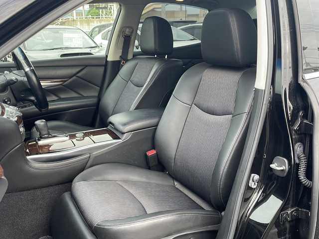日産 フーガ 250GT 山口県 2012(平24)年 13.7万km 黒 サンルーフ/純正HDDナビ（ワンセグTV、AM/FM、Bluetooth）/バック＆サイドカメラ/クルーズコントロール/HIDオートライト/ハーフレザーシート/前席パワーシート/助手席オットマン/純正18インチアルミホイール/横滑り防止装置/W＋サイドエアバック/カーテンエアバック
