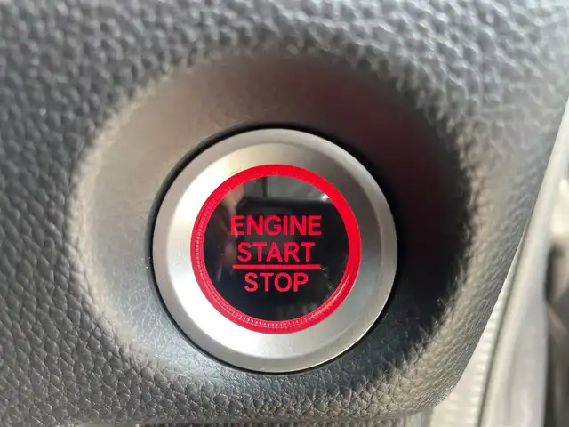 ホンダ Ｎ ＢＯＸ カスタム G L ホンダセンシング 神奈川県 2020(令2)年 2.8万km プレミアムベルベットパープル・パール 純正メモリナビ/ワンセグ/Bluetooth/iPod/CD/DVD/USB/片側パワースライドドア/追従走行付きクルーズコントロール/バックカメラ/ドライブレコーダー/シートヒーター/エアロパーツ（サイド、リアスポイラー）/ビルドインETC/純正アルミホイール/純正フロアマット/LEDヘッドライト/オートライト/レーンキープアシスト/カーテンエアバック/後席カーテン/横滑り防止装置/衝突被害軽減システム