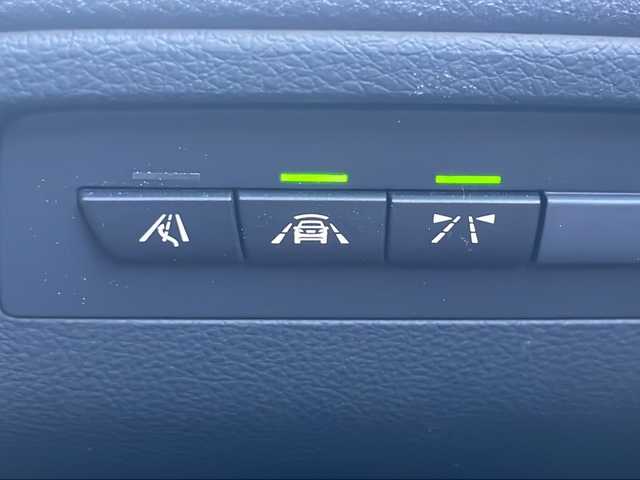 ＢＭＷ ３２０ｄ Mスポーツ 兵庫県 2018(平30)年 6.4万km アルピンホワイトⅢ 保証書・取説・有/純正メモリーナビ・BT・CD・DVD・FM・AM・AUX/ETC/前方ドライブレコーダー/追尾機能付きクルーズコントロール/車線逸脱防止支援システム/衝突被害軽減ブレーキ/パドルシフト/プッシュスタート/スマートキー×2/純正フロアマット