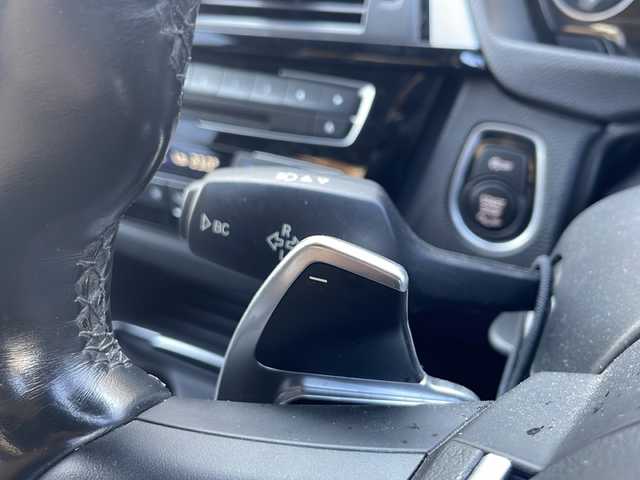 ＢＭＷ ３２０ｄ Mスポーツ 兵庫県 2018(平30)年 6.4万km アルピンホワイトⅢ 保証書・取説・有/純正メモリーナビ・BT・CD・DVD・FM・AM・AUX/ETC/前方ドライブレコーダー/追尾機能付きクルーズコントロール/車線逸脱防止支援システム/衝突被害軽減ブレーキ/パドルシフト/プッシュスタート/スマートキー×2/純正フロアマット