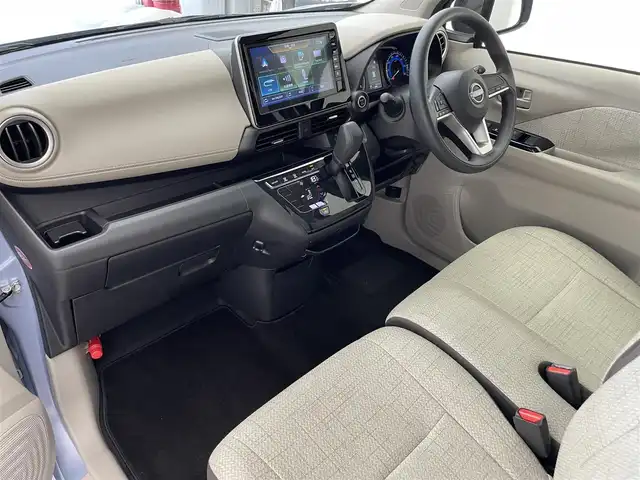 日産 デイズ X 滋賀県 2024(令6)年 1.1万km ライトブルーⅡ 禁煙車/純正9インチディスプレイオーディオ/Bluetooth/USB/AppleCarPlay/AndroidAuto/HDMI/ETC/アラウンドビューカメラ/衝突軽減ブレーキ/前方ドライブレコーダー/LEDヘッドライト/プッシュスタート/純正アルミホイール