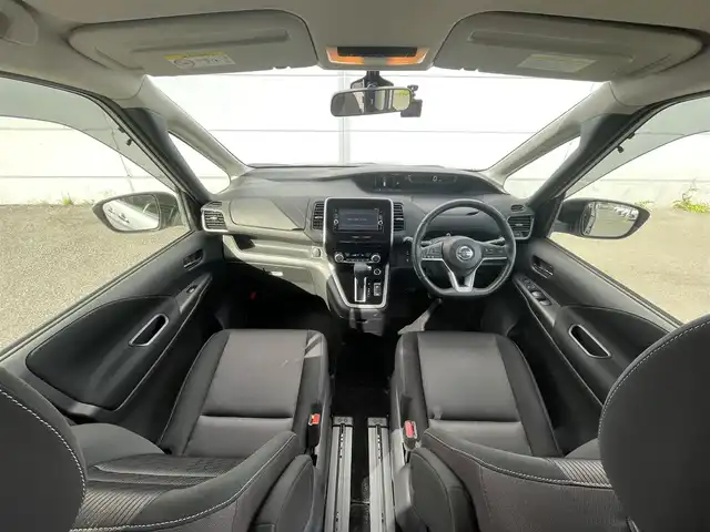 日産 セレナ ハイウェイスター プロパイロットED 千葉県 2017(平29)年 3.3万km ブリリアントシルバー ワンオーナー/衝突軽減ブレーキ/両側パワースライドドア/純正７インチＳＤナビ/フリップダウンモニター/フルセグＴＶ/バックカメラ/ＥＴＣ/ＬＥＤヘッドライト/オートライト/コーナーセンサー