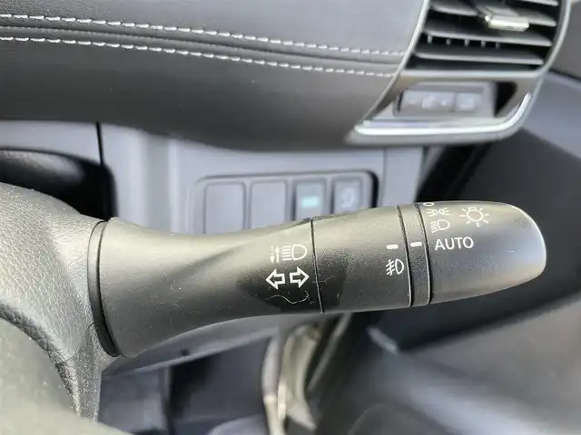 日産 セレナ ハイウェイスター プロパイロットED 千葉県 2017(平29)年 3.3万km ブリリアントシルバー ワンオーナー/衝突軽減ブレーキ/両側パワースライドドア/純正７インチＳＤナビ/フリップダウンモニター/フルセグＴＶ/バックカメラ/ＥＴＣ/ＬＥＤヘッドライト/オートライト/コーナーセンサー