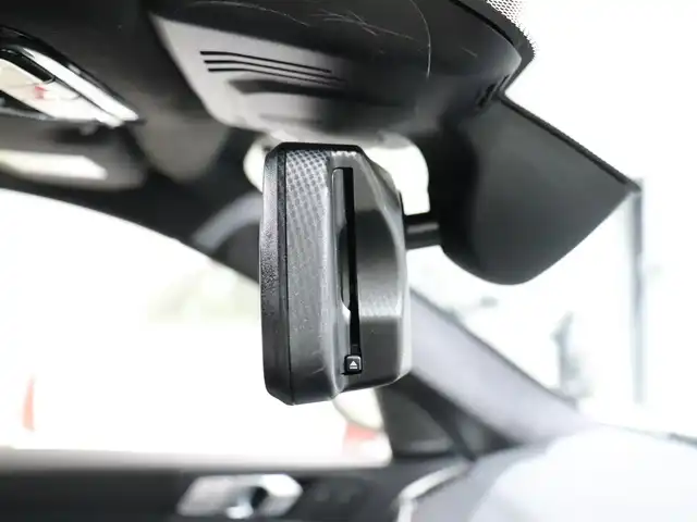 ＢＭＷ Ｘ７ M50i 静岡県 2022(令4)年 4万km ミネラルホワイト セレクトパッケージ/・サンルーフ/・サンプロテクションガラス/・リアシートエンタテインメント/黒革シート/前後ドラレコ/エアサス/後席モニター/harmankardon/マッサージ/前席ベンチレーション/1・2列目シートヒーター/ディスプレイキー/360°カメラ/HUD