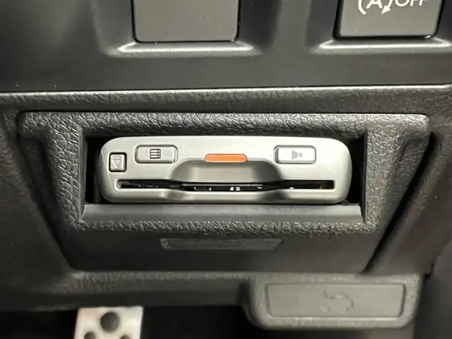 スバル インプレッサ ＸＶ 2．0i－L アイサイト 埼玉県 2013(平25)年 6.6万km タンジェリンオレンジパール 純正ナビ　バックカメラ　ＥＴＣ　ドライブレコーダー　アイサイトｖｅｒ２　レーダークルーズコントロール　パドルシフト　純正アルミホイール　プッシュスタート　スマートキー　オートライト　ＨＩＤライト　ＴＶ