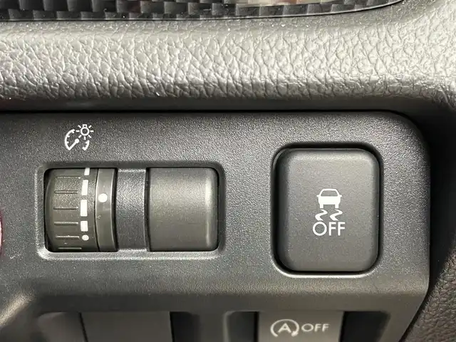 スバル インプレッサ ＸＶ 2．0i－L アイサイト 埼玉県 2013(平25)年 6.6万km タンジェリンオレンジパール 純正ナビ　バックカメラ　ＥＴＣ　ドライブレコーダー　アイサイトｖｅｒ２　レーダークルーズコントロール　パドルシフト　純正アルミホイール　プッシュスタート　スマートキー　オートライト　ＨＩＤライト　ＴＶ