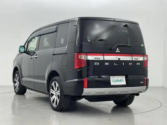 三菱 デリカＤ：５ P 熊本県 2021(令3)年 4.1万km ダイヤモンドブラックマイカ 禁煙車　/ワンオーナー　/電動サイドステップ/AC100V充電/４WD/純正ナビ（ＣＤ・ＤＶＤ・フルセグ・ＢＴ・SD・ipod・HDMI）/アルパイン10.1型後席モニター　/前後ドライブレコーダー　/ビルトインＥＴＣ　/アダブティブクルーズコントロール/両側パワースライドドア　/衝突軽減ブレーキ/レーンキープアシスト/横滑り防止/アイドリングストップ/ブラインドスポットモニター/前後クリアランスソナー　/前席シートヒーター/ステアリングヒーター/運転席パワーシート/パワーバックドア/純正フロアマット/純正１８インチAW/オートライト/LEDヘッドライト/フォグランプ/スマートキー/プッシュスタート/スペアキー1本/取扱説明書