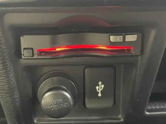 三菱 デリカＤ：５ P 熊本県 2021(令3)年 4.1万km ダイヤモンドブラックマイカ 禁煙車　/ワンオーナー　/電動サイドステップ/AC100V充電/４WD/純正ナビ（ＣＤ・ＤＶＤ・フルセグ・ＢＴ・SD・ipod・HDMI）/アルパイン10.1型後席モニター　/前後ドライブレコーダー　/ビルトインＥＴＣ　/アダブティブクルーズコントロール/両側パワースライドドア　/衝突軽減ブレーキ/レーンキープアシスト/横滑り防止/アイドリングストップ/ブラインドスポットモニター/前後クリアランスソナー　/前席シートヒーター/ステアリングヒーター/運転席パワーシート/パワーバックドア/純正フロアマット/純正１８インチAW/オートライト/LEDヘッドライト/フォグランプ/スマートキー/プッシュスタート/スペアキー1本/取扱説明書