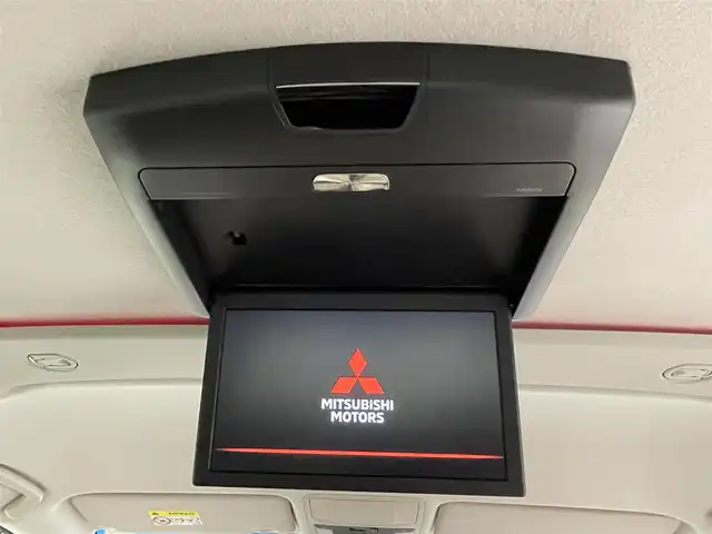 三菱 デリカＤ：５ P 熊本県 2021(令3)年 4.1万km ダイヤモンドブラックマイカ 禁煙車　/ワンオーナー　/電動サイドステップ/AC100V充電/４WD/純正ナビ（ＣＤ・ＤＶＤ・フルセグ・ＢＴ・SD・ipod・HDMI）/アルパイン10.1型後席モニター　/前後ドライブレコーダー　/ビルトインＥＴＣ　/アダブティブクルーズコントロール/両側パワースライドドア　/衝突軽減ブレーキ/レーンキープアシスト/横滑り防止/アイドリングストップ/ブラインドスポットモニター/前後クリアランスソナー　/前席シートヒーター/ステアリングヒーター/運転席パワーシート/パワーバックドア/純正フロアマット/純正１８インチAW/オートライト/LEDヘッドライト/フォグランプ/スマートキー/プッシュスタート/スペアキー1本/取扱説明書