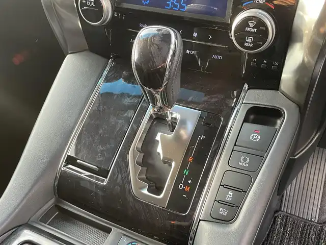 トヨタ ヴェルファイア Z Gエディション 福岡県 2018(平30)年 5.7万km ホワイトパールクリスタルシャイン 純正10型SDナビ(フルセグTV/CD/DVD/BT)/バックカメラ/コーナーセンサー/後席フリップダウンモニター/ドラレコ/ETC/シートヒーター/エアシート/ハンドルヒーター/USB/HDMI/クルコン/電動リア/純正フロアマット/純正LED/純正アルミホイール/プッシュスタート/スマートキー