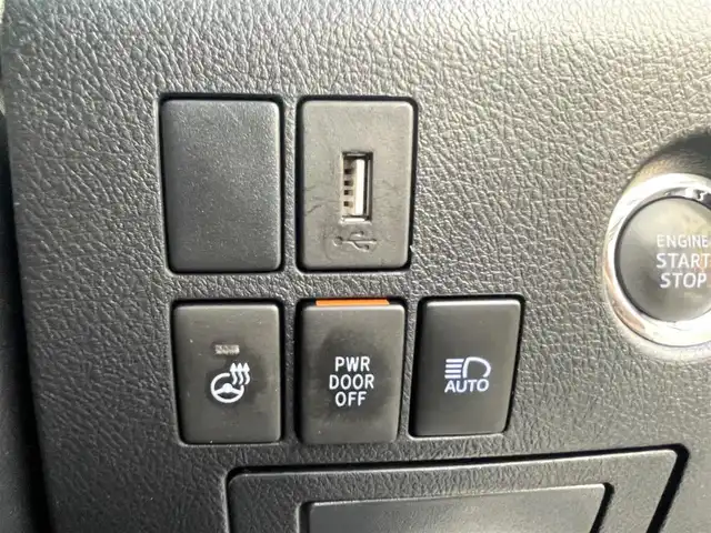 トヨタ ヴェルファイア Z Gエディション 福岡県 2018(平30)年 5.7万km ホワイトパールクリスタルシャイン 純正10型SDナビ(フルセグTV/CD/DVD/BT)/バックカメラ/コーナーセンサー/後席フリップダウンモニター/ドラレコ/ETC/シートヒーター/エアシート/ハンドルヒーター/USB/HDMI/クルコン/電動リア/純正フロアマット/純正LED/純正アルミホイール/プッシュスタート/スマートキー