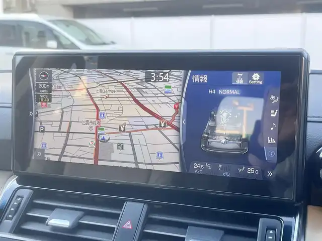 トヨタ ランドクルーザー ZX 島根県 2024(令6)年 1.2万km プレシャスホワイトパール ワンオーナー　/モデリスタエアロ（フロント／リア／リアアンダー）　/サンルーフ　/ＪＢＬサウンドシステム　/ベージュレザーシート/純正１２．３インチメモリナビ　/（フルセグTV／ＤＶＤ再生／Ｂｌｕｅｔｏｏｔｈ接続）　/後席ヘッドレストモニター×２/全方位／バックカメラ　/デジタルインナーミラー（後方録画機能付き）/前方ドライブレコーダー　/ビルトインETC２．０　/Toyota Safety Sense/・プリクラッシュセーフティ/・レーントレーシングアシスト/・レーンディパーチャーアラート/・レーダークルーズコントロール/・アダプティブハイビームシステム／オートマチックハイビーム/・ロードサインアシスト/・ドライバー異常時対応システム/・発進遅れ告知機能/ブラインドスポットモニター　/ヘッドアップディスプレイ/パワーバックドア/運転席メモリーパワーシート＋助手席パワーシート/全席シートヒーター／エアシート/ステアリングヒーター/COOL BOX/純正２０インチアルミホイール/保証書・取扱説明書（本体＋ナビ）・スペアキー1本/社外セキュリティー （Grgo）