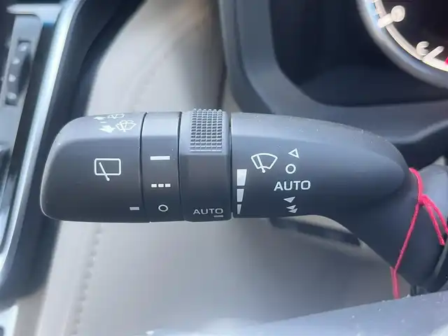 トヨタ ランドクルーザー ZX 島根県 2024(令6)年 1.2万km プレシャスホワイトパール ワンオーナー　/モデリスタエアロ（フロント／リア／リアアンダー）　/サンルーフ　/ＪＢＬサウンドシステム　/ベージュレザーシート/純正１２．３インチメモリナビ　/（フルセグTV／ＤＶＤ再生／Ｂｌｕｅｔｏｏｔｈ接続）　/後席ヘッドレストモニター×２/全方位／バックカメラ　/デジタルインナーミラー（後方録画機能付き）/前方ドライブレコーダー　/ビルトインETC２．０　/Toyota Safety Sense/・プリクラッシュセーフティ/・レーントレーシングアシスト/・レーンディパーチャーアラート/・レーダークルーズコントロール/・アダプティブハイビームシステム／オートマチックハイビーム/・ロードサインアシスト/・ドライバー異常時対応システム/・発進遅れ告知機能/ブラインドスポットモニター　/ヘッドアップディスプレイ/パワーバックドア/運転席メモリーパワーシート＋助手席パワーシート/全席シートヒーター／エアシート/ステアリングヒーター/COOL BOX/純正２０インチアルミホイール/保証書・取扱説明書（本体＋ナビ）・スペアキー1本/社外セキュリティー （Grgo）