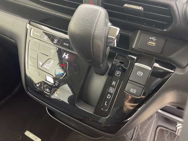 日産 デイズ HWS X プロパイロットED 道央・札幌 2019(令1)年 3.9万km プレミアムサンシャインオレンジ ・4WD/・純正ナビ（MM318D-L）/・CD&DVD&AUX&SD&フルセグTV/・全方位カメラ/・プロパイロット/・エマージェンシーブレーキ/・前席シートヒーター/・ETC/・純正ドラレコ前方（DJ4-D）/・ヒルアシストスタート/・LEDヘッドライト/・オートライト/・オートマチックハイビーム/・プッシュスタート/・スマートキー