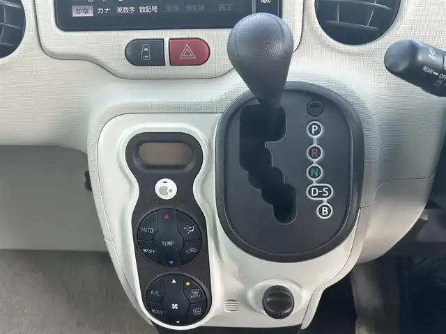 トヨタ ポルテ Y 栃木県 2012(平24)年 7.7万km ブラックマイカ モデリスタエアロ/純正SDナビ/・フルセグTV/・CD/DVD/BT/・SD/AM.FM/バックカメラ/ETC/片側電動スライドドア/ステアリングスイッチ/HIDヘッドライト/フォグランプ/オートライト/純正フロアマット/純正ドアバイザー/横滑り防止システム/電動格納ウィンカーミラー