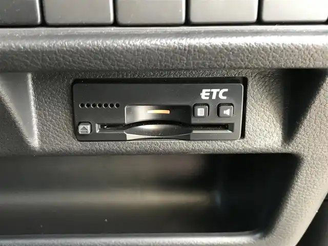 スズキ クロスビー HYBRID MZ 鳥取県 2018(平30)年 2.3万km キャラバンアイボリーパールメタリック/ホワイト 2トーンルーフ 2トーンルーフ/４・W・D・ターボ/社外ディスプレイオーディオ/CD/DVD/BT/スズキセーフティサポート/クルーズコントロール/コーナーセンサー/ETC/ドライブレコーダー/前席シートヒーター/LEDヘットライト/純正16インチアルミホイール/パドルシフト/プッシュエンジンスタート/アイドリングストップ/スマートキー