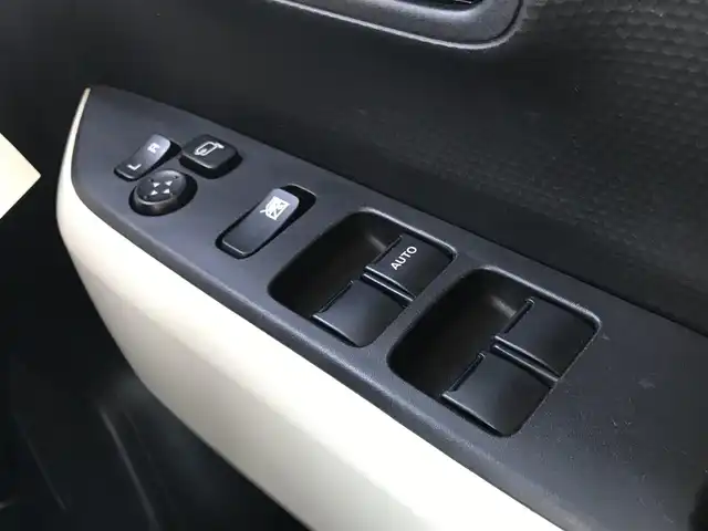 スズキ クロスビー HYBRID MZ 鳥取県 2018(平30)年 2.3万km キャラバンアイボリーパールメタリック/ホワイト 2トーンルーフ 2トーンルーフ/４・W・D・ターボ/社外ディスプレイオーディオ/CD/DVD/BT/スズキセーフティサポート/クルーズコントロール/コーナーセンサー/ETC/ドライブレコーダー/前席シートヒーター/LEDヘットライト/純正16インチアルミホイール/パドルシフト/プッシュエンジンスタート/アイドリングストップ/スマートキー