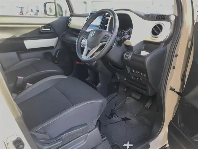 スズキ クロスビー HYBRID MZ 鳥取県 2018(平30)年 2.3万km キャラバンアイボリーパールメタリック/ホワイト 2トーンルーフ 2トーンルーフ/４・W・D・ターボ/社外ディスプレイオーディオ/CD/DVD/BT/スズキセーフティサポート/クルーズコントロール/コーナーセンサー/ETC/ドライブレコーダー/前席シートヒーター/LEDヘットライト/純正16インチアルミホイール/パドルシフト/プッシュエンジンスタート/アイドリングストップ/スマートキー