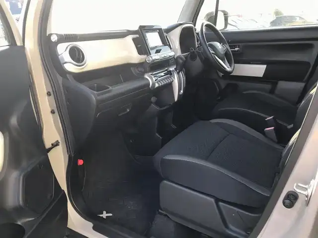 スズキ クロスビー HYBRID MZ 鳥取県 2018(平30)年 2.3万km キャラバンアイボリーパールメタリック/ホワイト 2トーンルーフ 2トーンルーフ/４・W・D・ターボ/社外ディスプレイオーディオ/CD/DVD/BT/スズキセーフティサポート/クルーズコントロール/コーナーセンサー/ETC/ドライブレコーダー/前席シートヒーター/LEDヘットライト/純正16インチアルミホイール/パドルシフト/プッシュエンジンスタート/アイドリングストップ/スマートキー