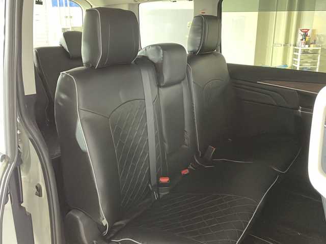 三菱 デリカＤ：５ P 広島県 2020(令2)年 5.1万km ウォームホワイトP/スターリングシルバーM 純正１０型ナビ　/両側パワースライドドア　/レーダークルーズコントロール　/全周囲　/フルセグＴＶ　/電動リアゲート　/パワーシート　/シートヒーター　/オートハイビーム　/ブラインドスポットモニター　/ＥＴＣ　/ドラレコ/純正１８インチアルミホイール(225/55/R18)/エアバック（運転席/助手席/サイド/カーテン）