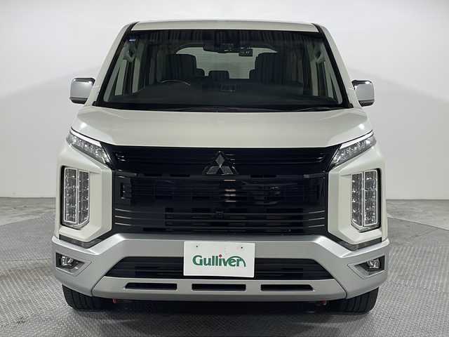 三菱 デリカＤ：５ P 広島県 2020(令2)年 5.1万km ウォームホワイトP/スターリングシルバーM 純正１０型ナビ　/両側パワースライドドア　/レーダークルーズコントロール　/全周囲　/フルセグＴＶ　/電動リアゲート　/パワーシート　/シートヒーター　/オートハイビーム　/ブラインドスポットモニター　/ＥＴＣ　/ドラレコ/純正１８インチアルミホイール(225/55/R18)/エアバック（運転席/助手席/サイド/カーテン）