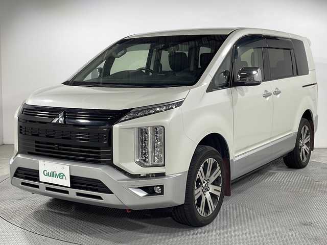 三菱 デリカＤ：５ P 広島県 2020(令2)年 5.1万km ウォームホワイトP/スターリングシルバーM 純正１０型ナビ　/両側パワースライドドア　/レーダークルーズコントロール　/全周囲　/フルセグＴＶ　/電動リアゲート　/パワーシート　/シートヒーター　/オートハイビーム　/ブラインドスポットモニター　/ＥＴＣ　/ドラレコ/純正１８インチアルミホイール(225/55/R18)/エアバック（運転席/助手席/サイド/カーテン）